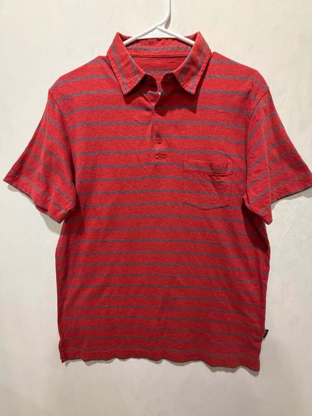 Patagonia Polo Size M Red Striped with Organic Cotton